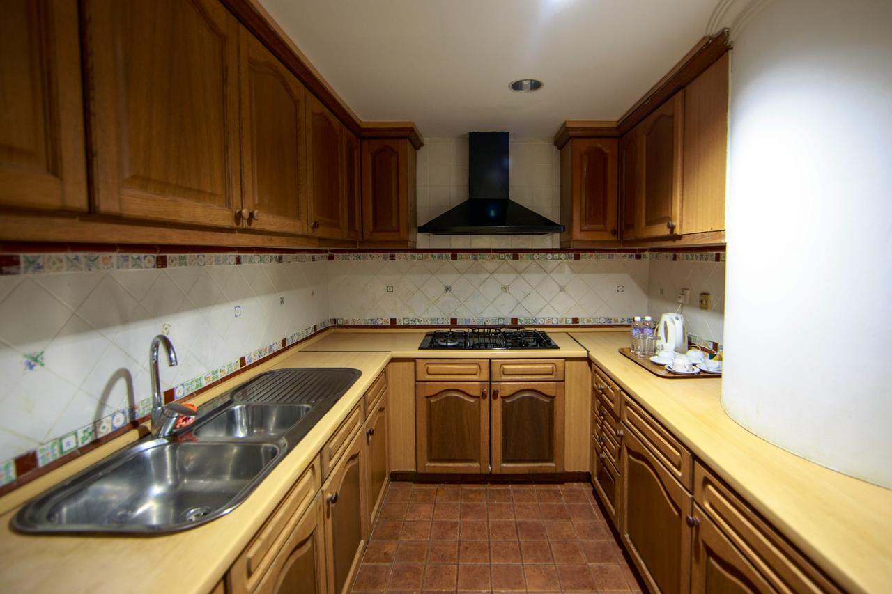 Beta Service Apartment Labuan Kültér fotó